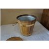 Image 8 : WOOD AND BRASS ICE BUCKET AND DECORATION