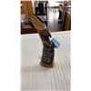 Image 2 : KOOTENAY COLLECTIONS CARVED HORN EAGLE