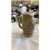Image 8 : CERAMARTE WOLF AND JAGUAR STEINS