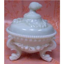 SHELL  PATTERN BOWL WITH LID MILK GLASS #1177586