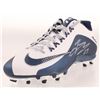 Image 1 : Brandon Jacobs Signed Nike Football Cleat (Beckett COA)