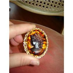 GORGEOUS CAMEO PENDANT/PIN IN GOLD FRAME MARBLE#1221367