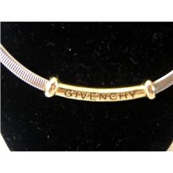 CLASSIC..GIVENCHY NECKLACE W/SILVER COIL CHAIN/#1221384