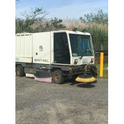 TENNANT SENTINEL Sweeper Truck