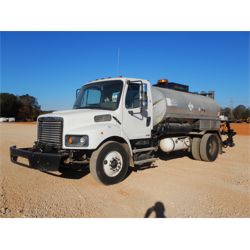 2010 FREIGHTLINER M2 Asphalt Distributor Truck
