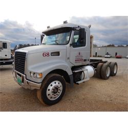 2008 VOLVO  Day Cab Truck