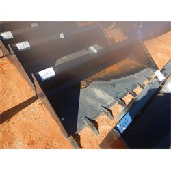 84" LOW PROFILE BUCKET W/TEETH Skid Steer Attachment