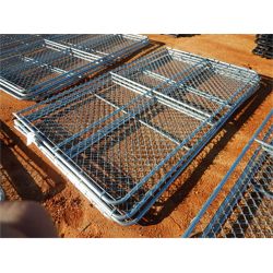 10'X10'X6' DOG KENNEL  Miscellaneous