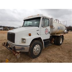 2000 FREIGHTLINER FL70 Water Truck