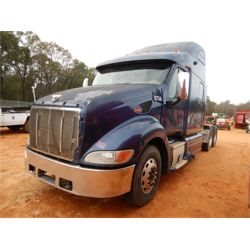 2007 PETERBILT 387 Sleeper Truck