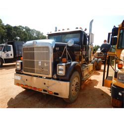 1997 INTERNATIONAL EAGLE Day Cab Truck