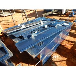 (2) METAL SCHOOL LOCKER  Miscellaneous