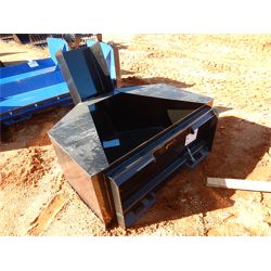 3/4 CY CONCRETE PLACEMENT BUCKET Bucket Attachment