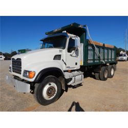 2005 MACK CV713 Dump Truck