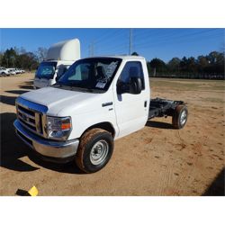 2011 FORD E350 Cab and Chassis Truck
