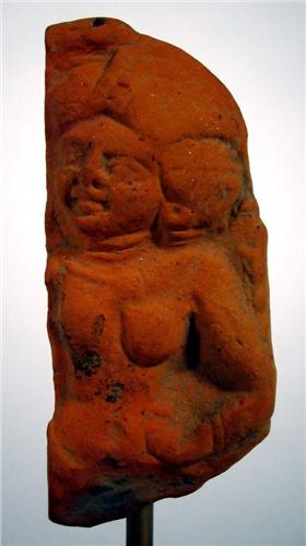 A RARE SHUNGA CERAMIC PLAQUE