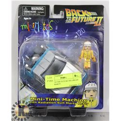 BACK TO THE FUTURE DELOREAN WITH MARTY