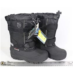 NEW ICE FIELDS WINTER BOOTS SIZE 13 BOYS