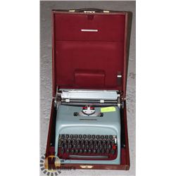 VINTAGE UNDERWOOD OLIVETTI