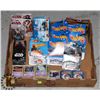 Image 1 : FLAT OF COLLECTIBLES INCLUDING HOT WHEELS,