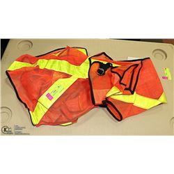 LOT OF 2 SAFETY VEST