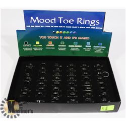 RETAIL DISPLAY OF MOOD TOE RINGS