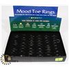 Image 1 : RETAIL DISPLAY OF MOOD TOE RINGS