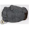 Image 1 : BUNDLE OF WORK GLOVES