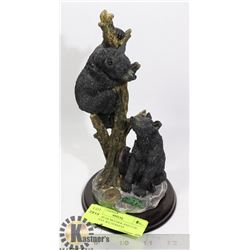 BLACK BEAR MOTHER AND CUB - CANADIAN WILDERNESS