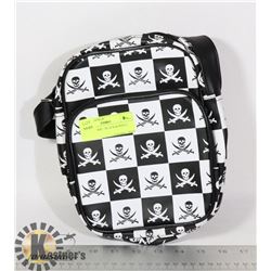 PIRATE PURSE - BLACK & WHITE