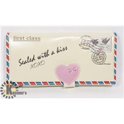 NEW SHAG WEAR WOMENS WALLET