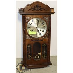 WORKING WOOD WALL CLOCK