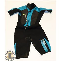 HYDRO TECH WATER SUIT SIZE WOMEN MEDIUM