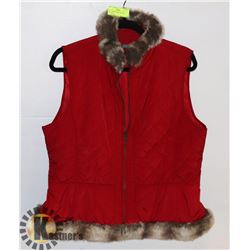 LIZ CLAIBORNE RED VEST WITH FAUX FUR