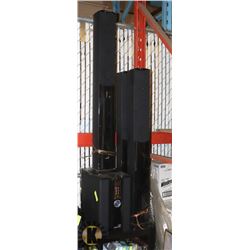 ESTATE- OLIN ROSS SOUND SYSTEM W/ 3 SPEAKERS