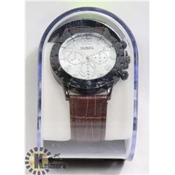 NEW MENS WATCH IN CASE