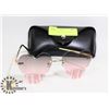 Image 1 : NEW BLEEDING HEART SHAPE SUNGLASSES WITH CASE