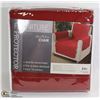 Image 1 : BURGUNDY QUILTED CHAIR COVER