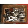 Image 1 : LOT OF STAINLESS STEEL PROFESSIONAL