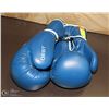Image 1 : PAIR OF BUSSO ORBIT 14OZ BOXING GLOVES