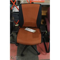 BLACK & ORANGE HYDRAULIC OFFICE CHAIR