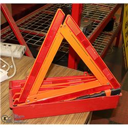 SET OF ROADSIDE FLARES