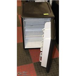 BLACK DANBY BAR FRIDGE