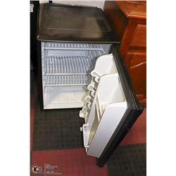 BLACK DANBY BAR FRIDGE