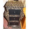 Image 1 : 3 DRAWER DECORATIVE NIGHT STAND - LEOPARD PRINT
