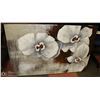 Image 1 : LARGE DECORATIVE FLOWERS CANVAS WITH HARDWARE