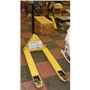 Image 1 : YELLOW PALLET JACK 5,500 LBS.