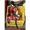 Image 1 : 4 FIRE EXTINGUISHERS