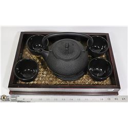 ASIAN 5 PIECE CAST IRON TEA SET WITH TRAY