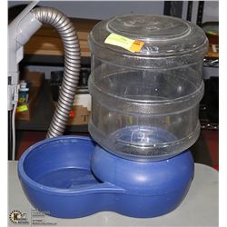 WATER DISH WITH FILLER